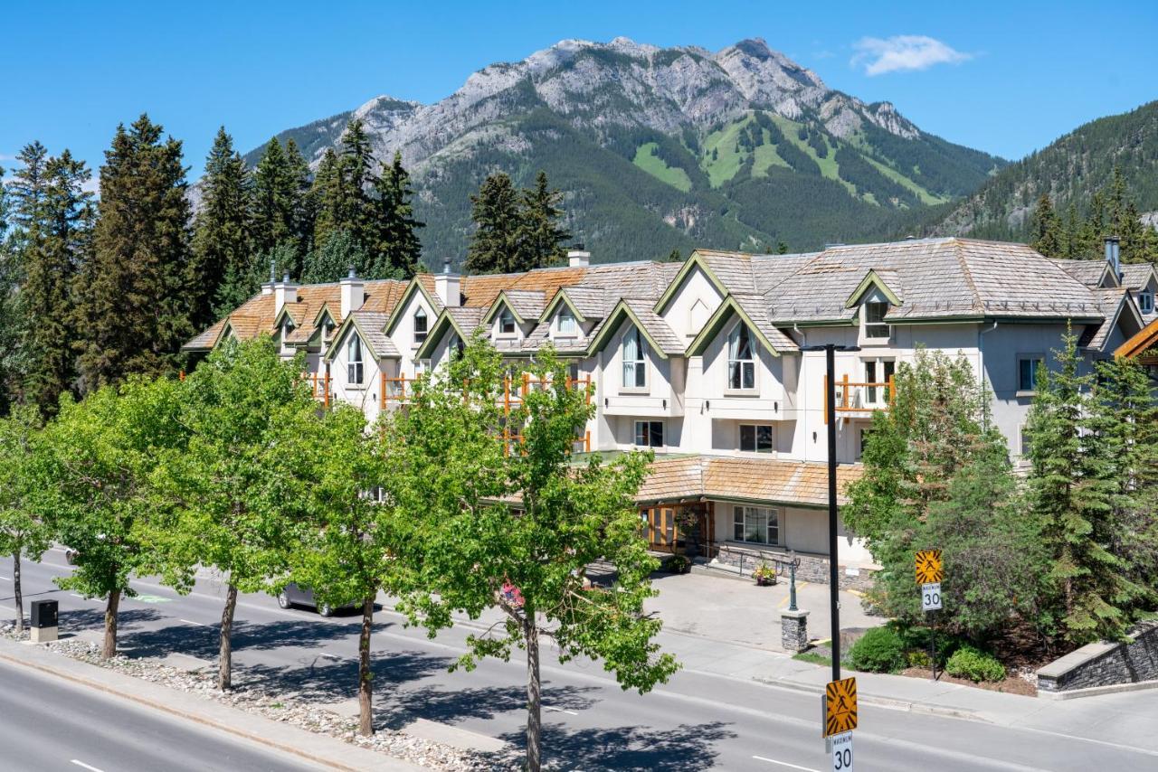 The Rundlestone Lodge Banff Exterior photo